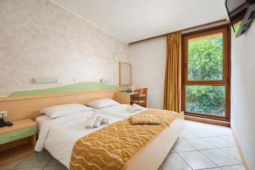 Hotel Narcis - Maslinica Hotels & Resorts - image 13
