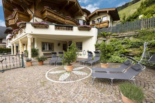 Balcony/terrace, Appartementhaus Olympia Schlossl in Neustift im Stubaital