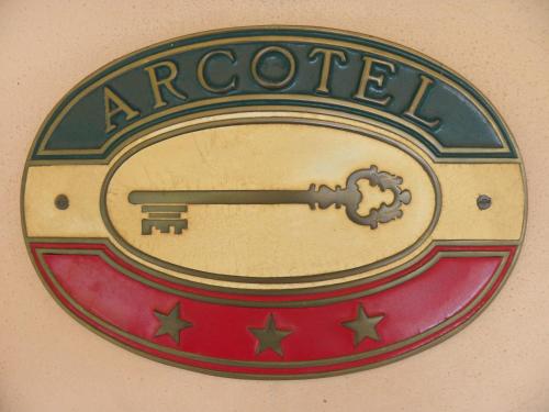Arcotel