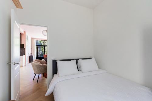 Stylish apartment next to the Amstel river- Unit F, Amsterdam (photo 8)