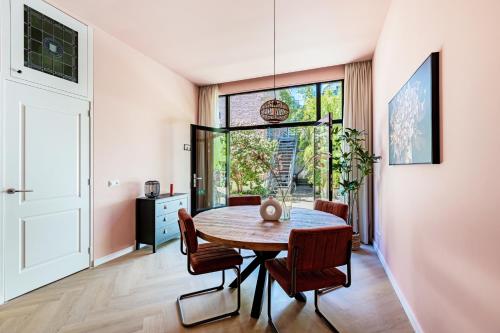 Stylish apartment next to the Amstel river- Unit F, Amsterdam (photo 5)
