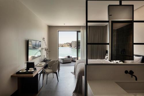 浴室, King Jason Zante – Designed for Adults in 蒂錫利維