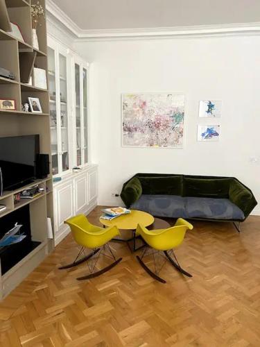 Stunning family Flat at the very heart of Paris, Paříž