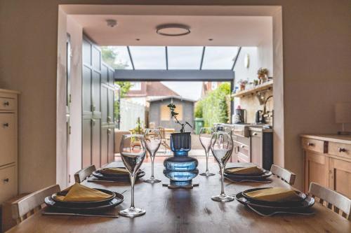 Cosy 2-Bed Cottage, close to Windsor and Legoland - Tempstay, Windsor (zdjęcie 10)