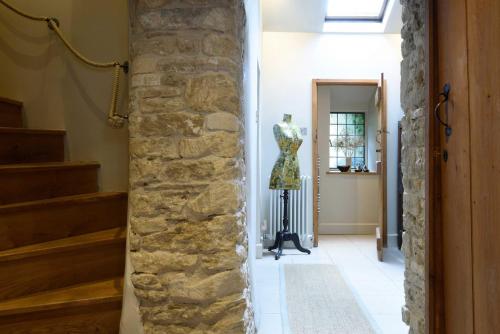 المنظر الخارجي, The Gates in كاستل كومبي