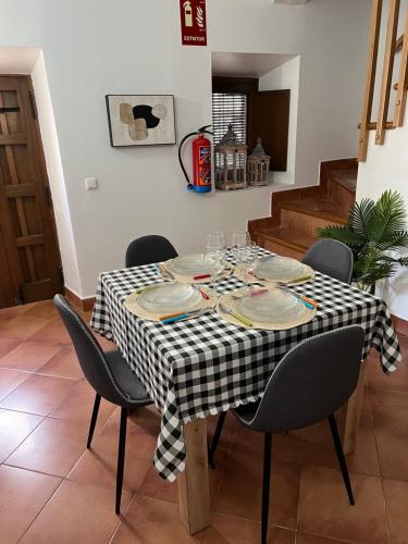 設施, San Antonio 6 in 卡塞雷斯馬爾帕蒂達