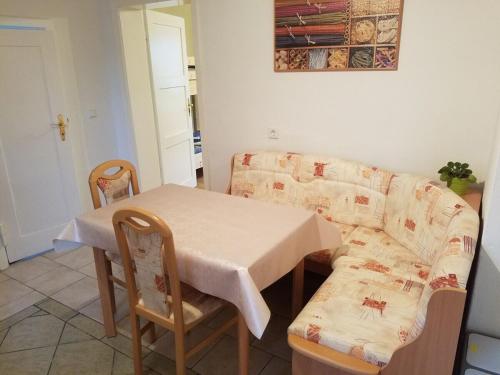 Konyha, Ferienwohnung auf dem Lande in Dobbin-Linstow