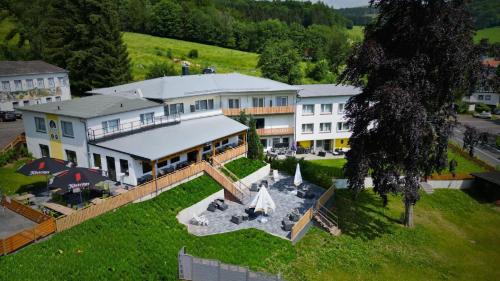. Hotel Berghof Wasserkuppe und Gästehaus Fuldaquelle