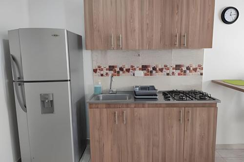 GURUS FR| Apto Central, estilo, con King Size Bed in Villavicencio