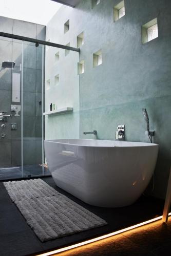 Thira Beach Home in Valapad