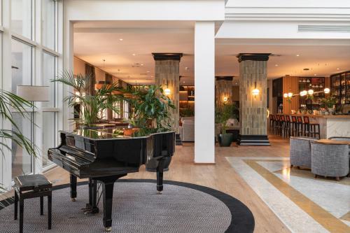 Sala de estar/TV partilhada, Onyria Quinta da Marinha Hotel in Marinha