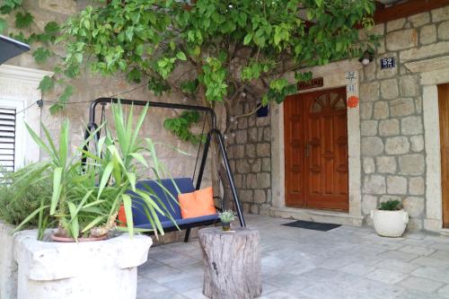 Studio Apartments & Rooms Lela, Sipan Island 4