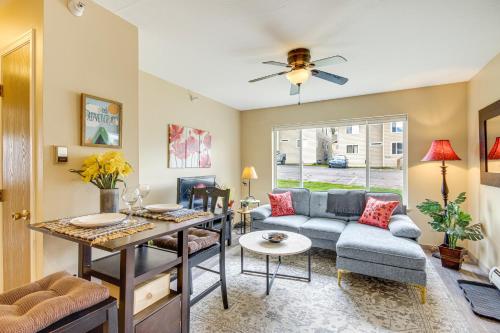 Bright Big Sky Condo Less Than 1 Mile to Ski Resort! in Big Sky, USA