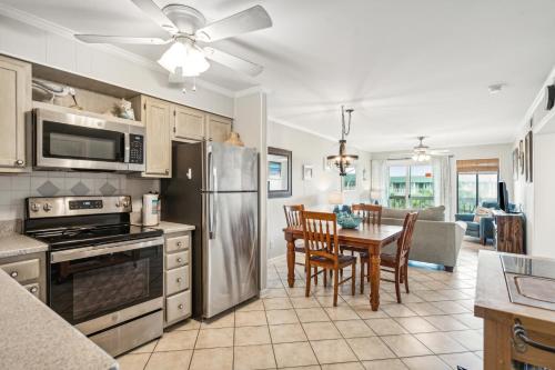 310C Oceanside Villa in Isle of Palms, USA