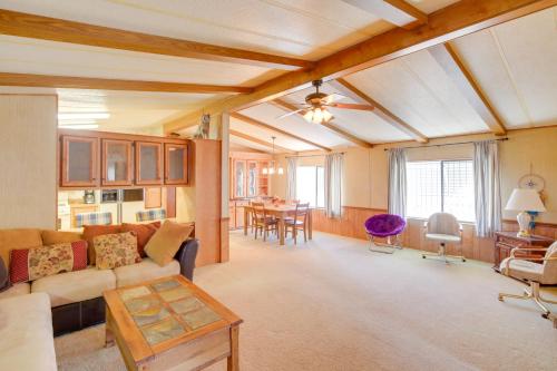 Bullhead City Home with Fire Pit - Walk to CO River! - image 6