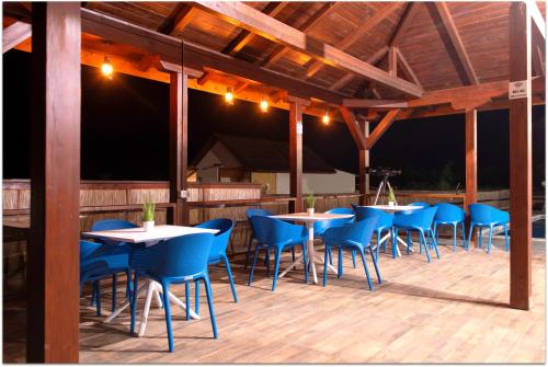 Étterem, La Relian in Partizani