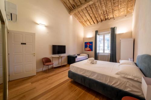 Deluxe Triple Room image 10