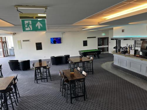bar/salon, Ox Hotel Carlisle in Carlisle