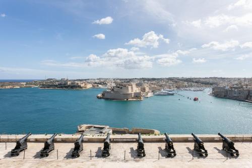 3 Cities Harbour Townhouse - near Valletta Ferry in 科斯皮夸