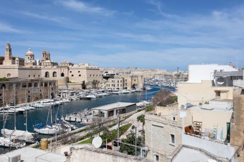 外觀, 3 Cities Harbour Townhouse - near Valletta Ferry in 科斯皮夸