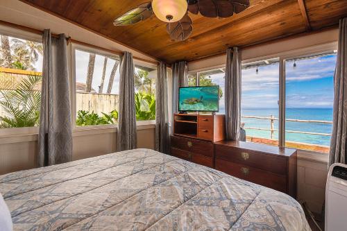 Hawaii Oceanfront Beach House Paradise on the Beach Family Activities in Pupukea (HI)