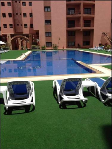 Riad Arfoud appartement haut standing 3 chambres avec piscine a gueliz nord