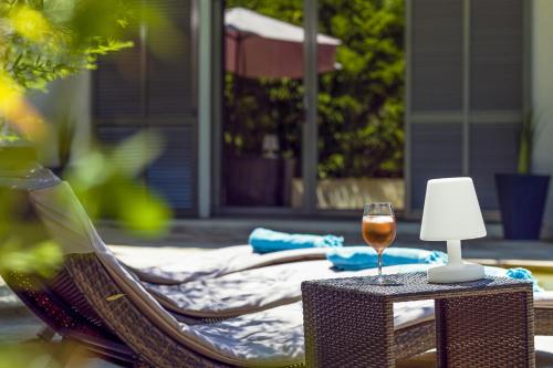 B&B LES VOILES DE VALESCURE chambres d'hotes et son espace bien etre in Saint-Raphael
