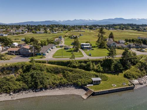 Juan de Fuca Waterfront Hotel & Cottages - 편의 시설/서비스
