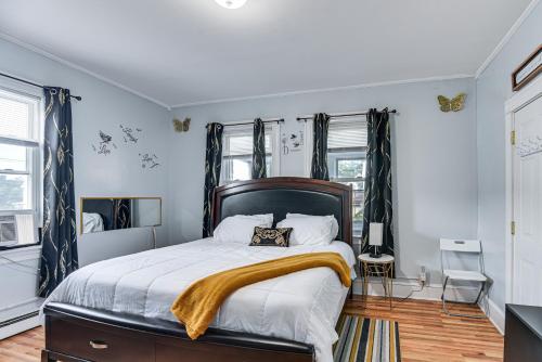 Pet-Friendly Stoughton Apartment with Outdoor Space in Stoughton, USA