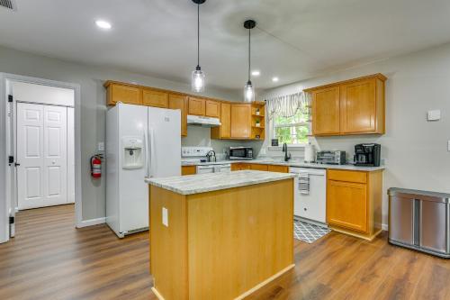 Masthope Home with Community Perks - Close to Ski! in Eldred, USA