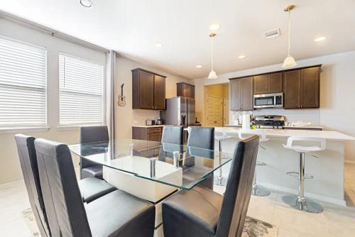 Modern & Stylish Retreat Near Downtown- New Home, Austin (foto 8)