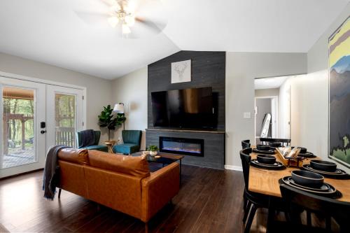 Trio Luxe Mountainside Oasis in Luray, USA