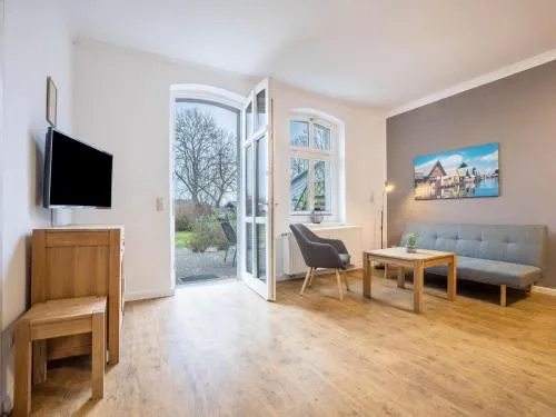 Lichtdurchflutete Ferienwohnung in Buchholz am Müritzsee in Buchholz, Deutschland