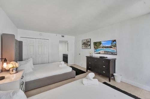 Adorable 2 Bedroom Miami Beach Condo 616 in Miami Beach, USA