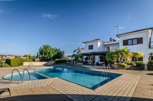 景觀, Mountain view 6 bed mansion with Private Padel Court, Pool & Gym in 喬伊魯哥蒂亞