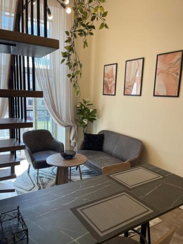 Mini loft