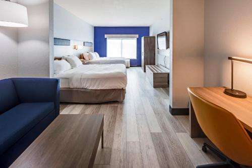 Holiday Inn Express Hotel & Suites Columbus University Area- Ohio State University By IHG near Ohio Stadion