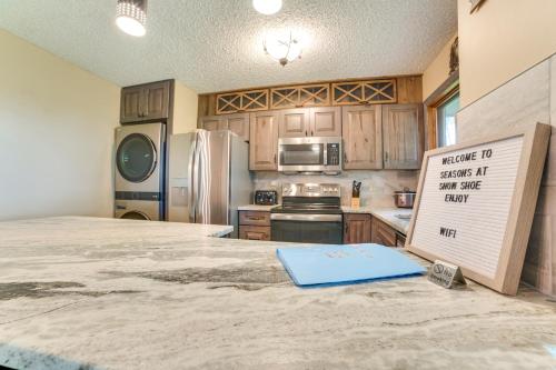 Bellaire Ski Condo 1 Mi to Summit Mountain! in Bellaire, USA