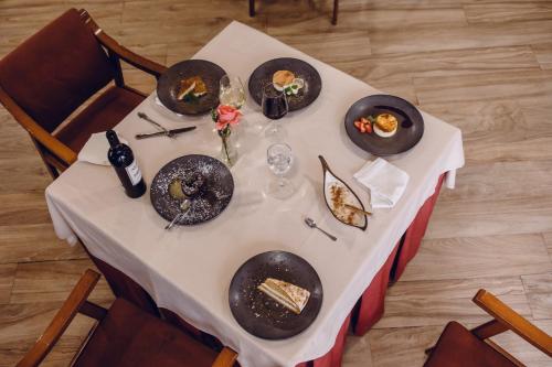 Hotel Cueli - image 6