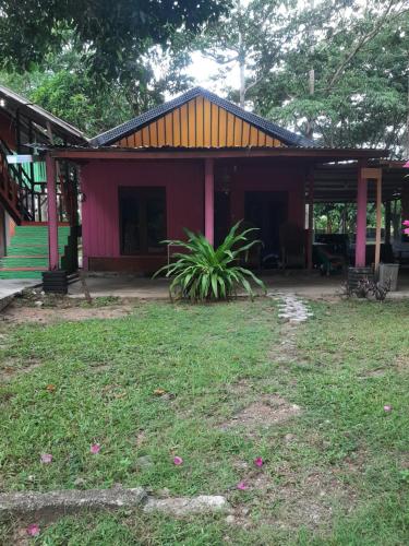 Dian Rana Bungalow Lampuuk in Mon Ikeun