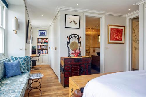 Stunning 2 bedroom apartment in Little Venice West London - image 11