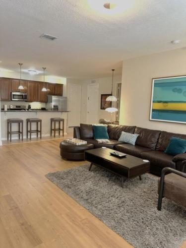 Fantastic Vista Cay Luxury Haven Condo Near all Theme Parks and walk to Convention Center in Orlando, USA