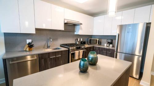Luxury Apt with Pool and Gym - AS-9G in Stamford, USA