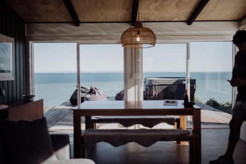 Заобикаляща среда, Ocean View Bach in Scargill