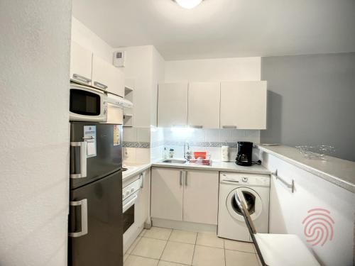 Appartement Lamalou-les-Bains, 2 pièces, 2 personnes - FR-1-451-167 (Appartement F2 climatise a Lamalou-les-Bains, terrasse, proche centre et thermes, animaux acceptes -) in Lamalou Les Bains
