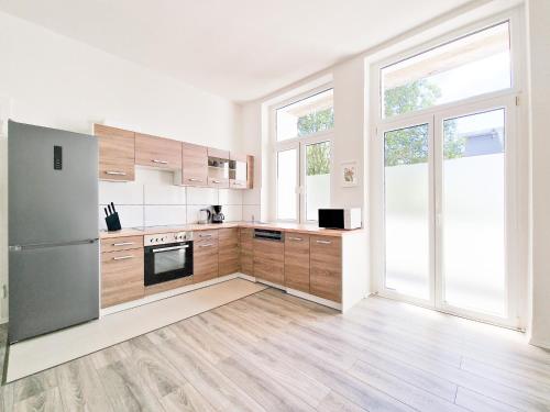 Tolstov Apartments - 3 Zimmer Wohnungen mit Balkon - 15 Min zur Messe DUS, Düsseldorf (zdjęcie 3)