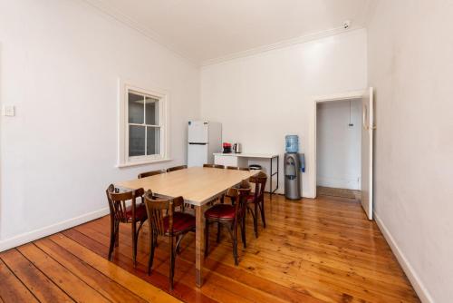 Private Unit in Heritage Building in Fitzroy North, Melbourne (fotografie 7)