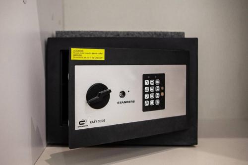 Lovely & Chic one bed apartment next to El Prado - image 12