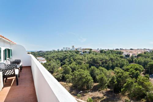 Lovely 2 Bedroom Apartment with Terrace in Cascais in Bairro de Sao Jose