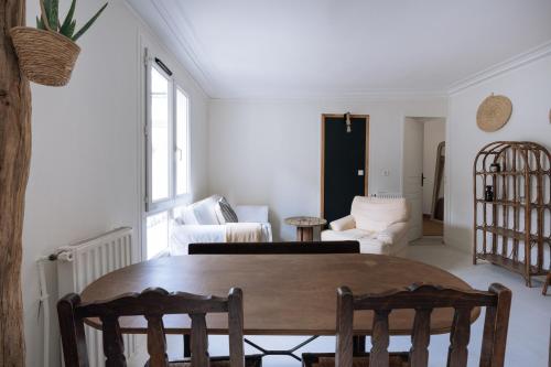 Stunning Organic 1BD Apart 10th arrondissement - image 10